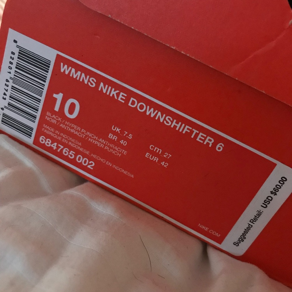Women’s Nike Sneaker